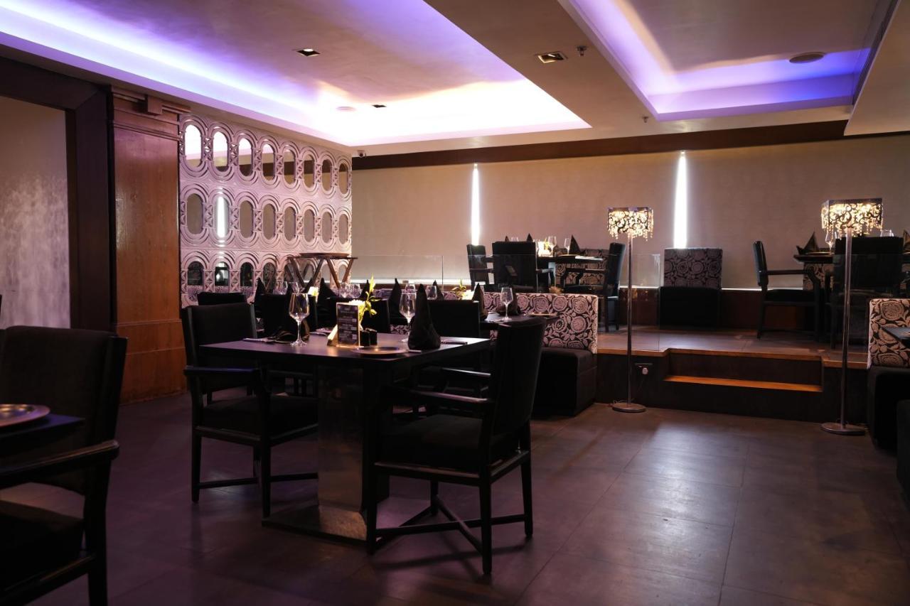 Hotel Hardeo Nagpur Esterno foto
