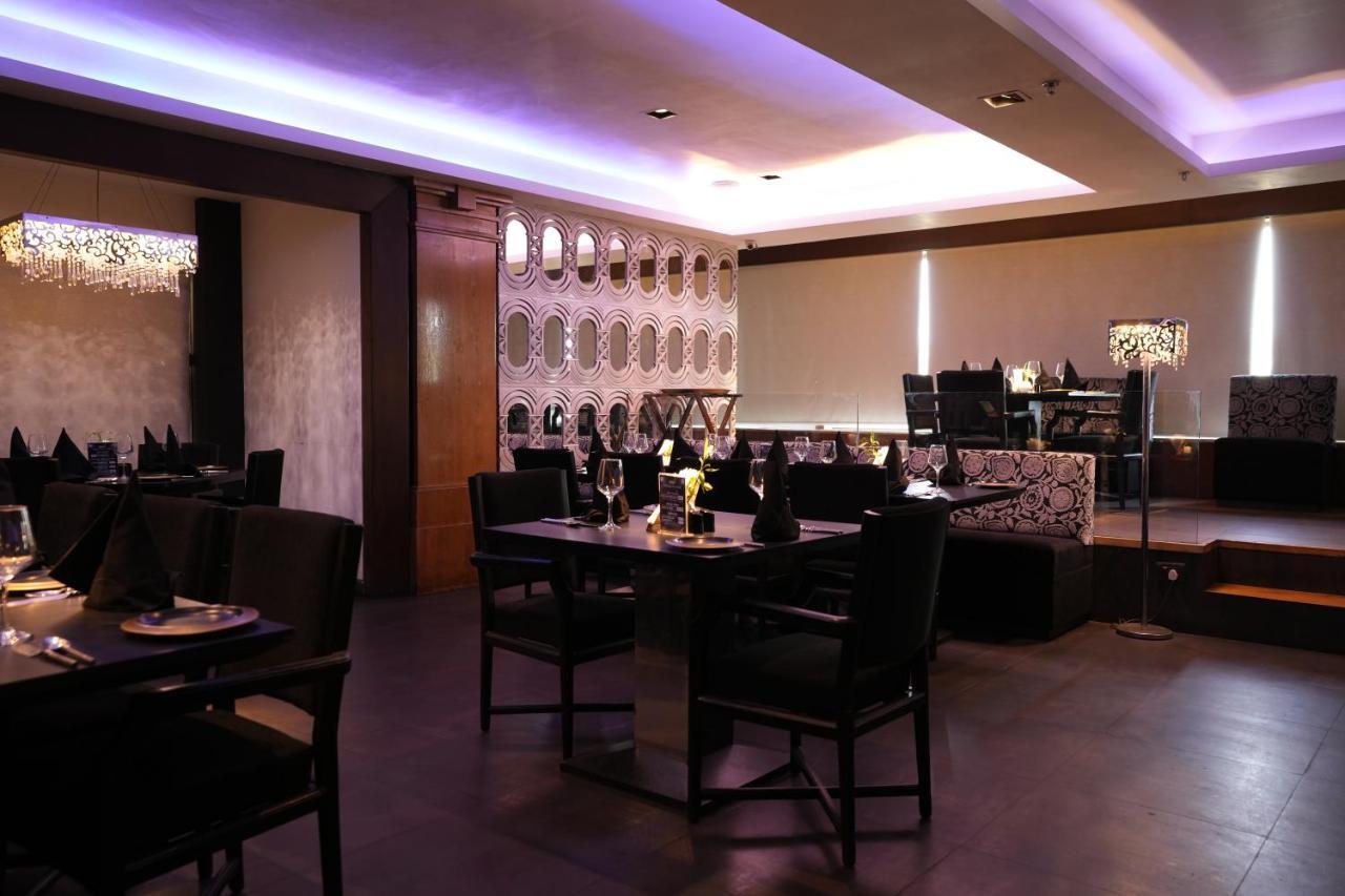 Hotel Hardeo Nagpur Esterno foto