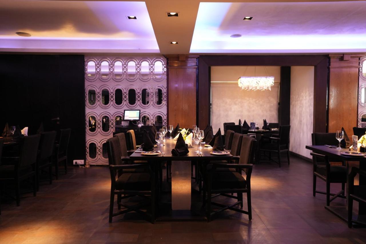 Hotel Hardeo Nagpur Esterno foto