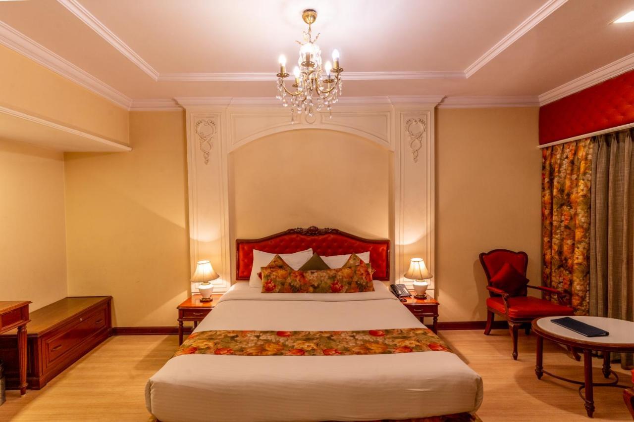 Hotel Hardeo Nagpur Esterno foto