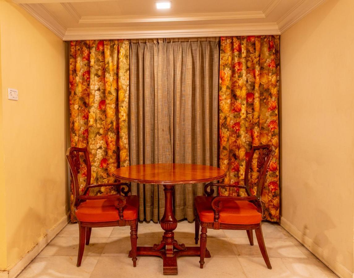 Hotel Hardeo Nagpur Esterno foto