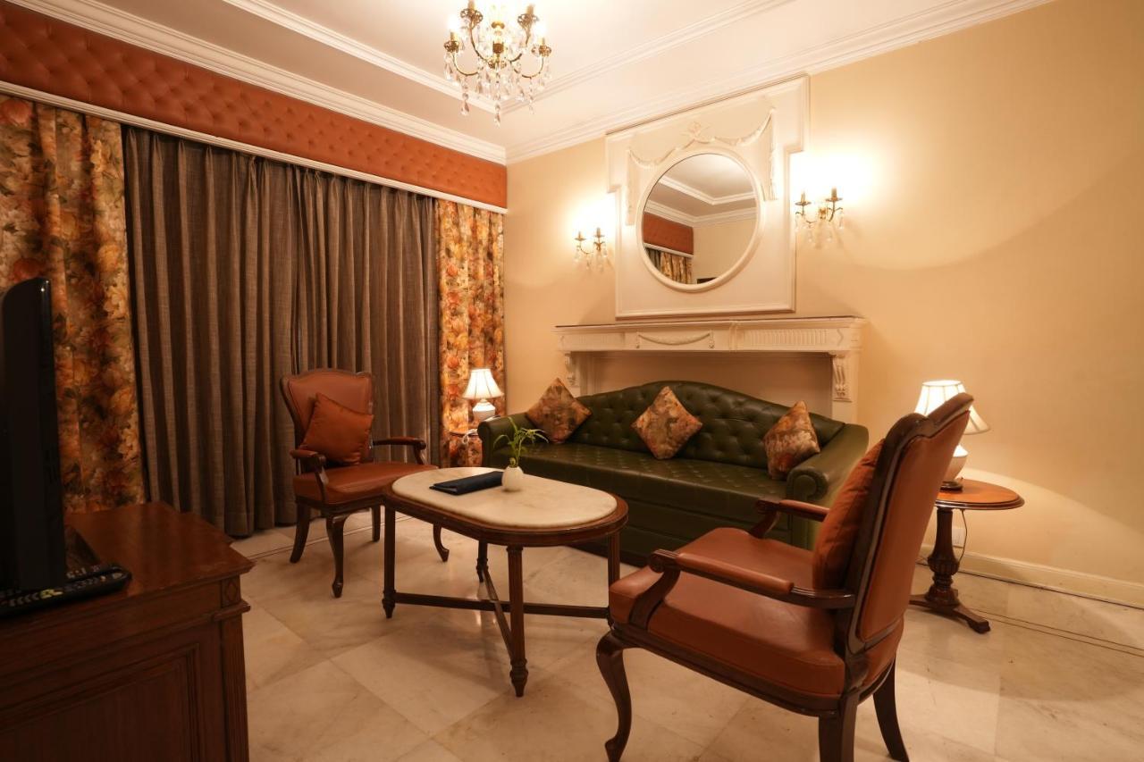 Hotel Hardeo Nagpur Esterno foto
