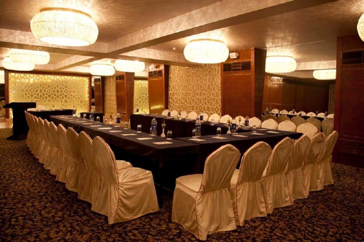 Hotel Hardeo Nagpur Esterno foto